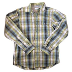 Men’s Columbia button shirt